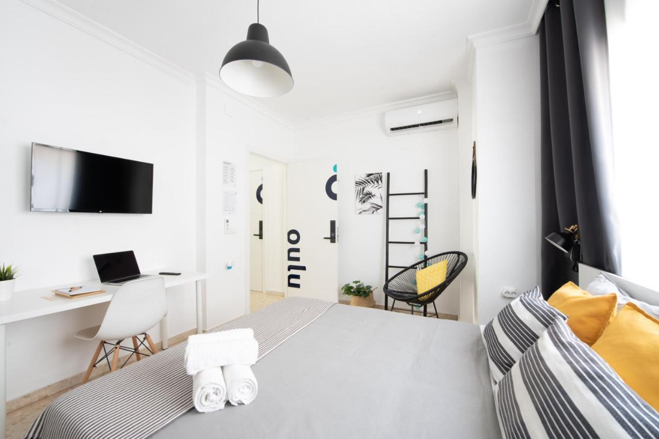 Nordik Rooms Urban - Trinidad "Copenhague" マラガ エクステリア 写真
