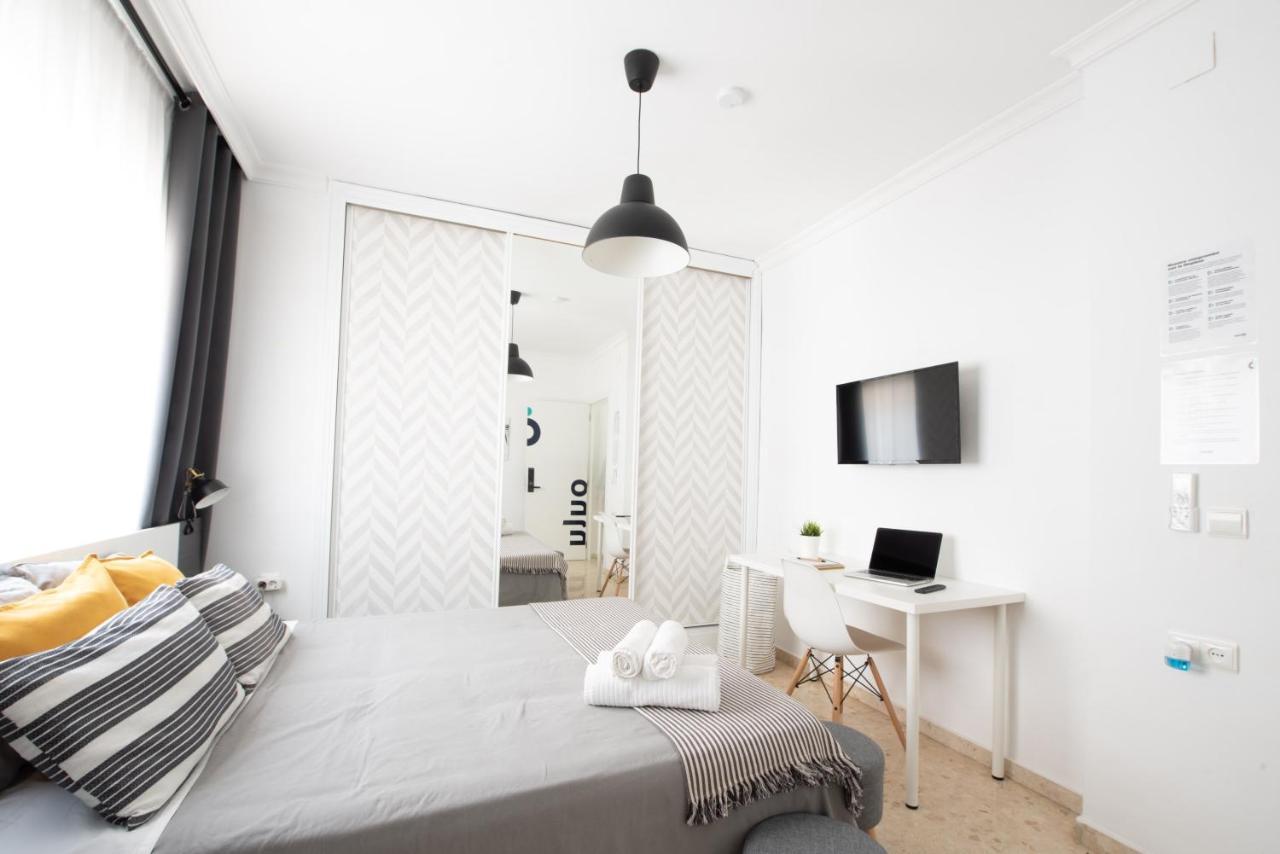 Nordik Rooms Urban - Trinidad "Copenhague" マラガ エクステリア 写真