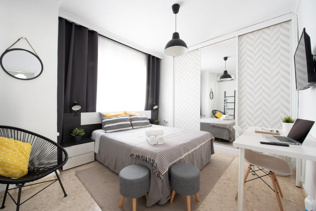 Nordik Rooms Urban - Trinidad "Copenhague" マラガ エクステリア 写真