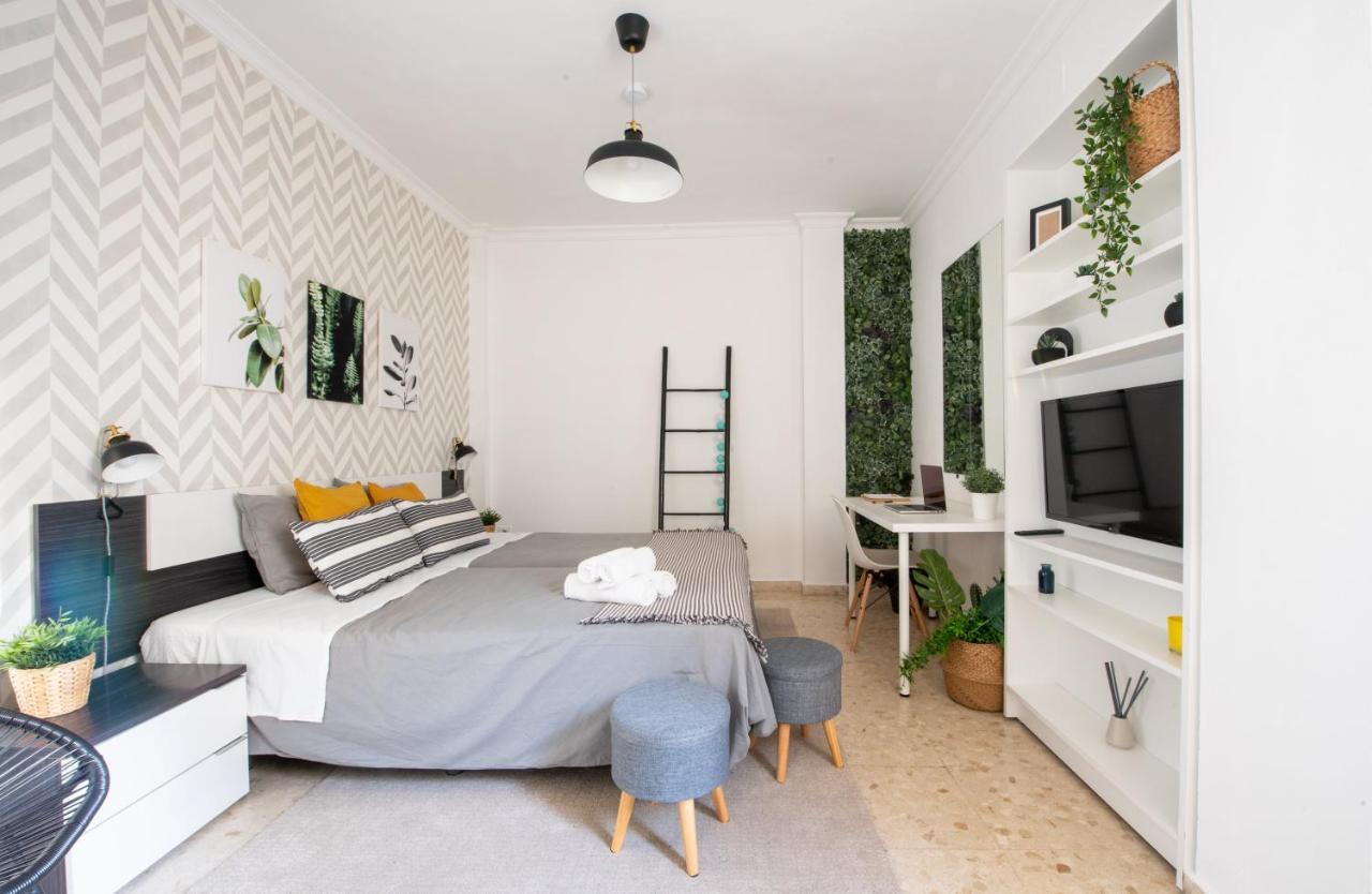 Nordik Rooms Urban - Trinidad "Copenhague" マラガ エクステリア 写真