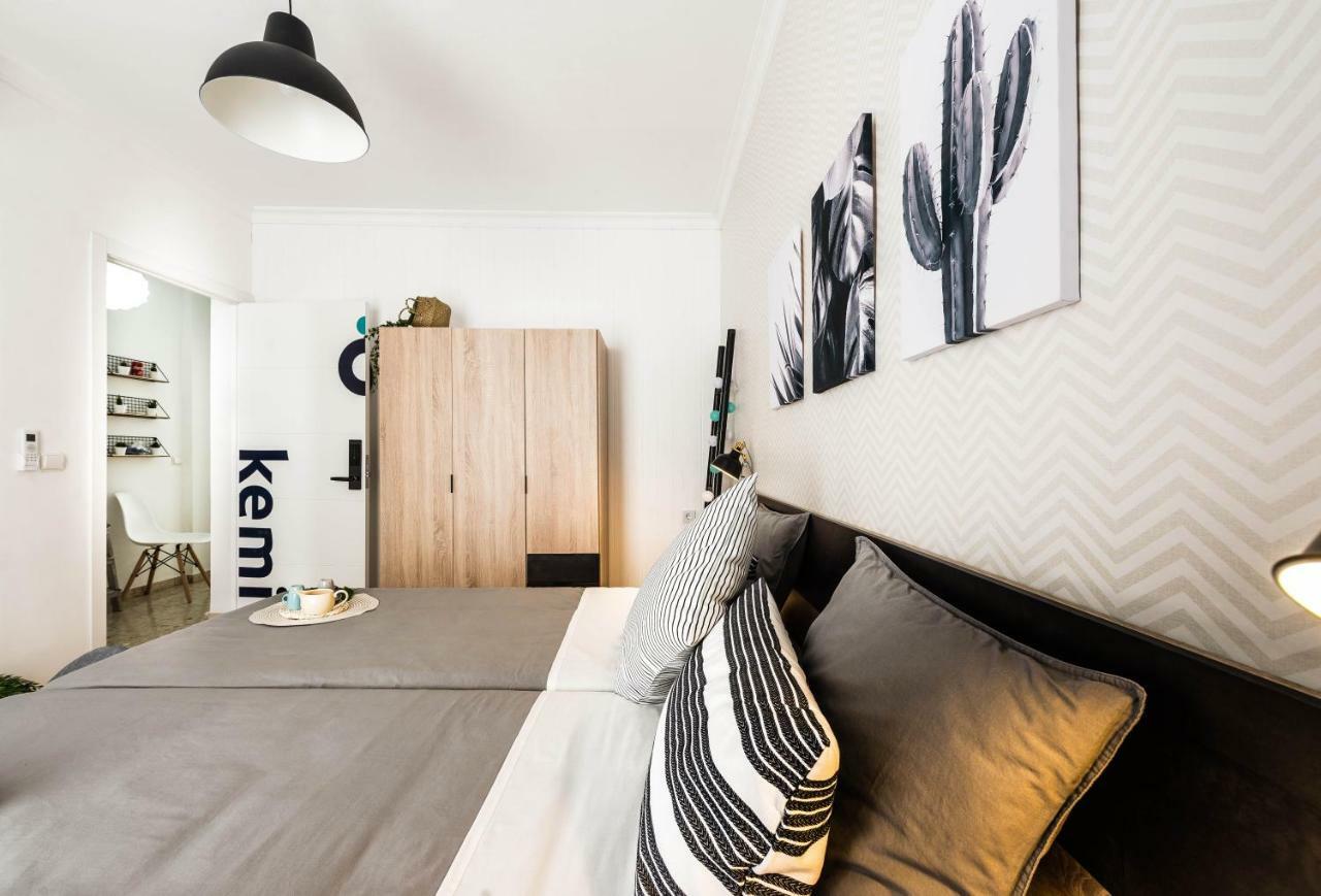 Nordik Rooms Urban - Trinidad "Copenhague" マラガ エクステリア 写真