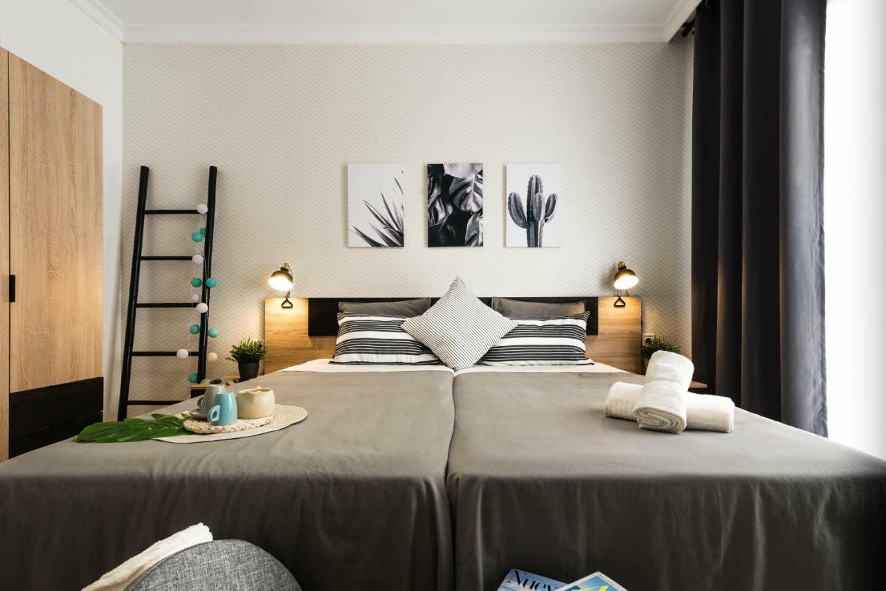 Nordik Rooms Urban - Trinidad "Copenhague" マラガ エクステリア 写真
