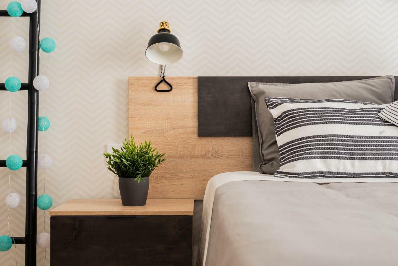 Nordik Rooms Urban - Trinidad "Copenhague" マラガ エクステリア 写真